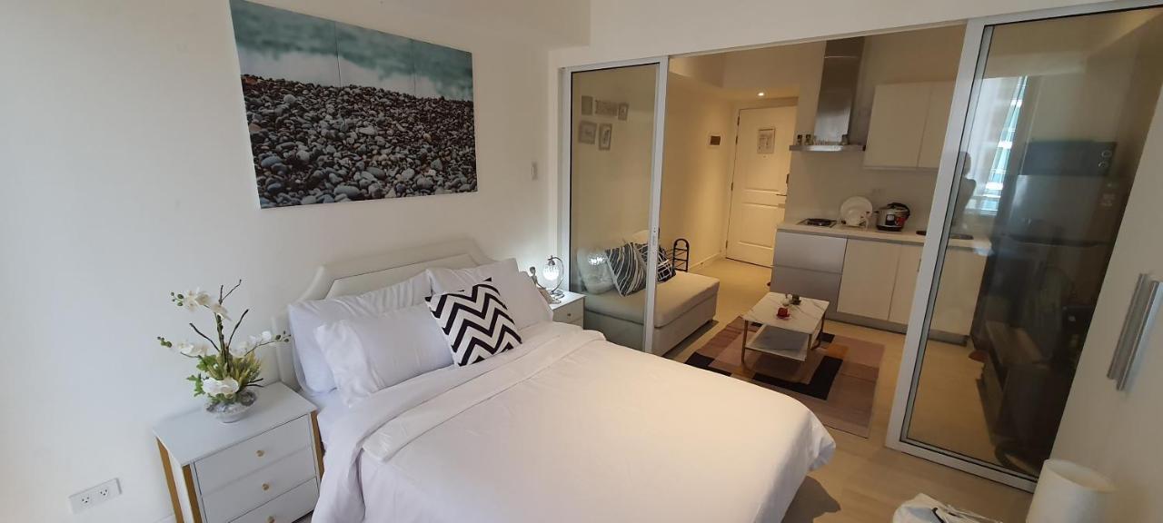 Jn Condotel The Azure Urban Resort Residences Paranaque City エクステリア 写真