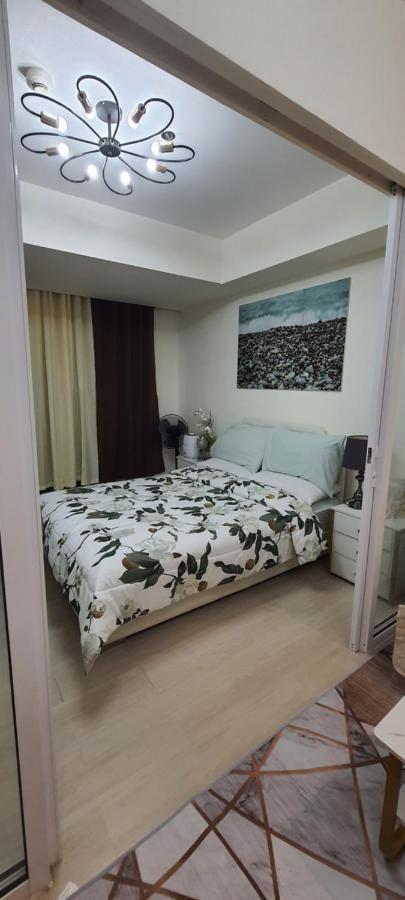 Jn Condotel The Azure Urban Resort Residences Paranaque City エクステリア 写真
